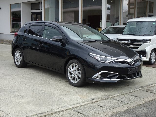 TOYOTA AURIS 150X S 2017-10