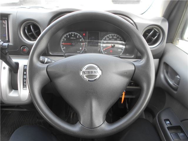 Nissan NV350 Caravan Van DX Package 2017/3